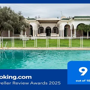 https://arabesque-house.tunis-best-hotels.com