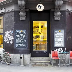 https://gasthaus-zum-guten-gluck.hotelsbaselswitzerland.com